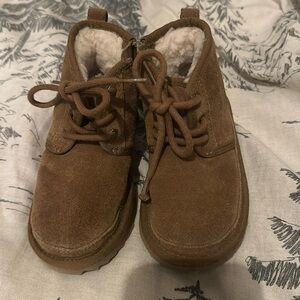 Neumel II Boot kids size 10